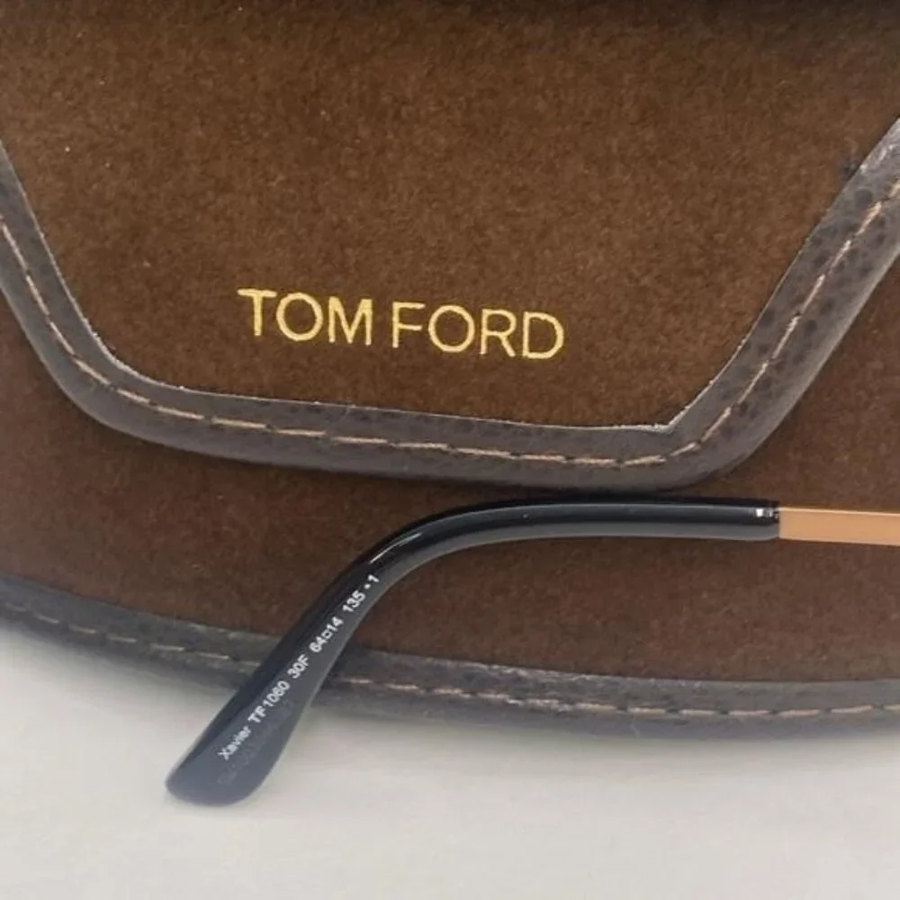 New Authentic TOM FORD Xavier FT1060/S 30F aviator sunglass gold